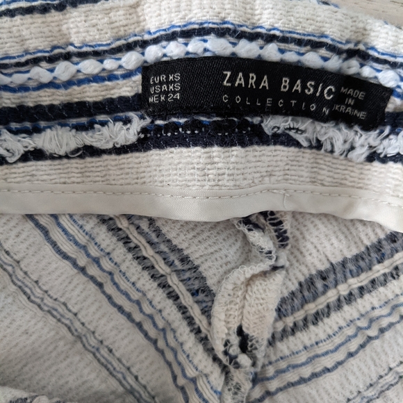 Zara tweed-like mini skirt - Picture 4 of 5